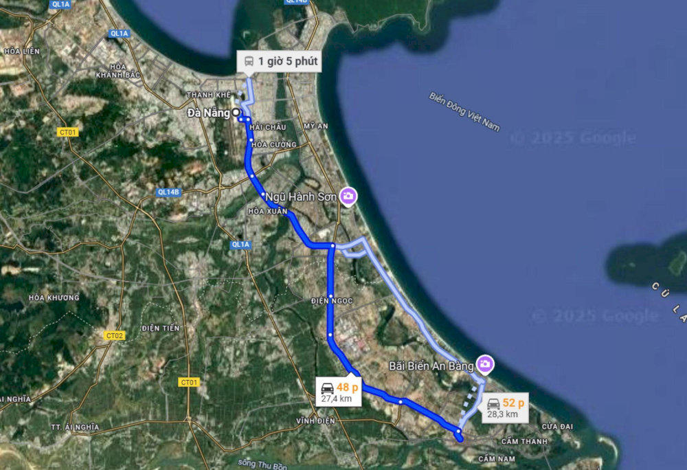 The distance from Da Nang to Hoi An is about 30 km, a short but exciting journey with beautiful sea and mountain scenery along the way 